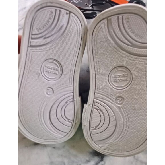 Wonder Nation Baby Boy Shoes Size 2 Canvas Sneakers Denim NWT - Picture 6 of 6